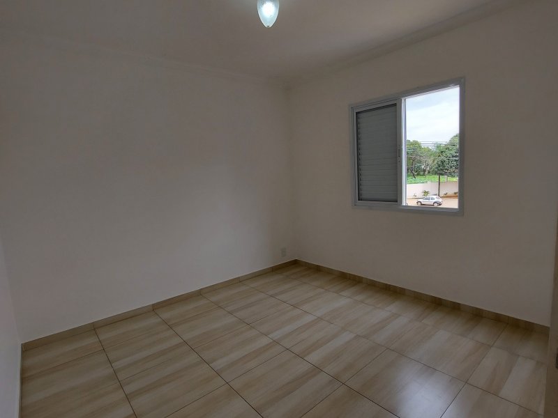 Apartamento à venda Loteamento Dinorá Rosa com 52m² e 2 quartos por R$ 180.000 - 258780447-20210417-115357.jpg