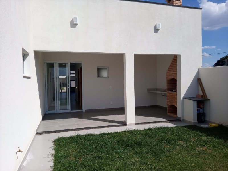 Casa de condomínio à venda Secção A com 360m² e 3 quartos por R$ 870.000 - 1895550577-20210428-134357.jpg