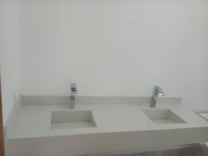 Casa de condomínio à venda Secção A com 360m² e 3 quartos por R$ 870.000 - 688744790-whatsapp-image-2021-04-29-at-08.jpeg