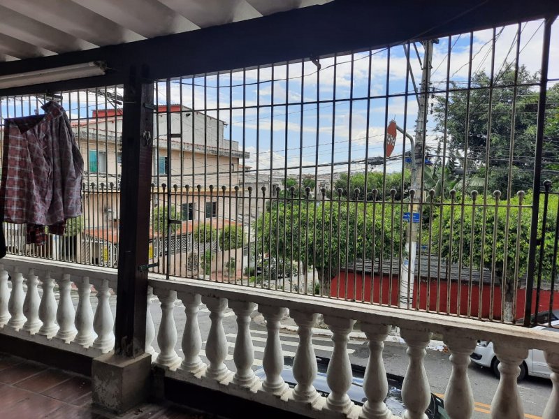 Casa à venda Vila Carmosina com 190m² e 3 quartos por R$ 460.000 - 981858758-varanda1.jpg