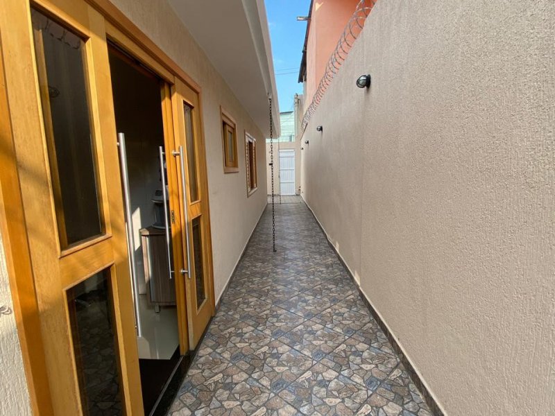 Casa à venda Calmon Viana com 300m² e 3 quartos por R$ 680.000 - 1932044239-a3565aab-9f50-4a2d-b275-711ad99b824d.jpeg