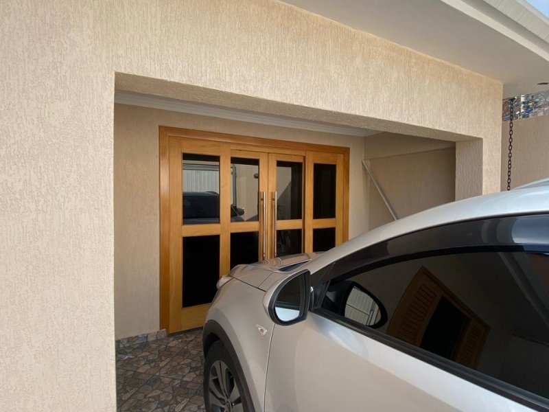 Casa à venda Calmon Viana com 300m² e 3 quartos por R$ 680.000 - 999942356-7ad7b112-dbbd-47b4-bffc-cd77bd1c4017.jpeg