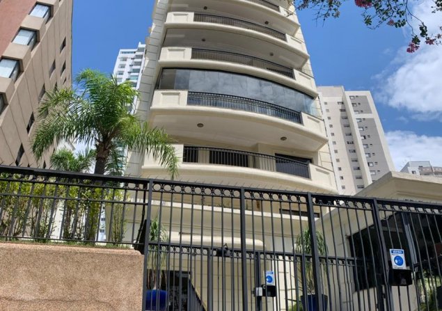 imóvel com 199m²