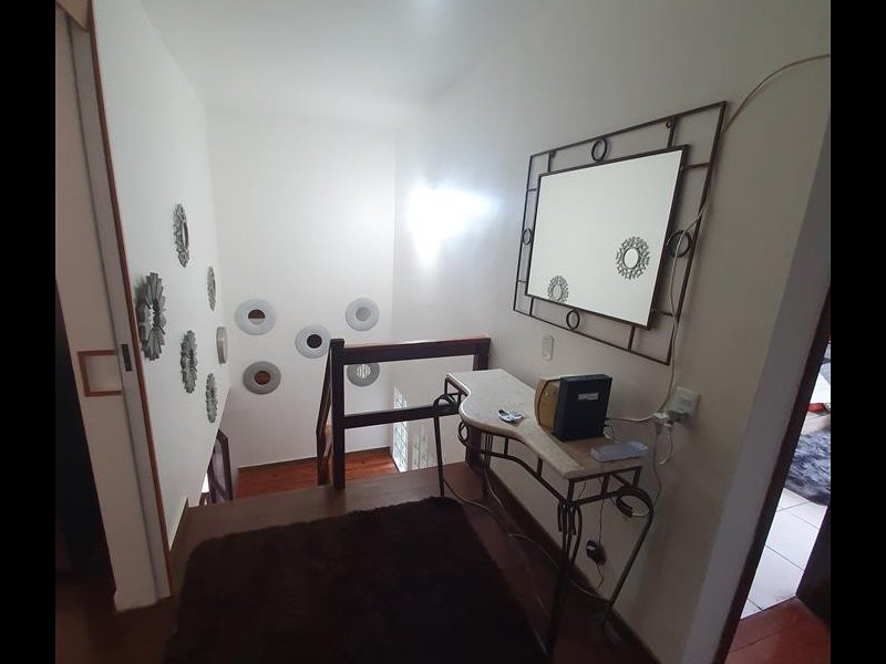 Casa à venda Piratininga com 360m² e 4 quartos por R$ 1.300.000 - 2025570795-9c33cb64-510b-44a8-bcfa-bceaf9d73a1a.jpeg