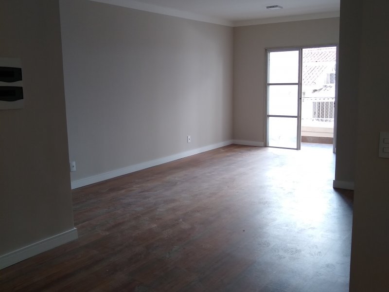 Apartamento à venda Cambuí com 84m² e 2 quartos por R$ 550.000 - 478983274-sala.jpg