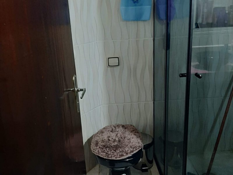 Apartamento à venda Canto do Forte com 62m² e 1 quarto por R$ 193.000 - 1954089572-foto-do-banheiro-4.jpg