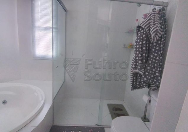 imóvel com 130m²