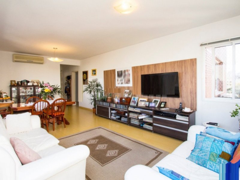 Apartamento à venda Petrópolis com 105m² e 3 quartos por R$ 950.000 - 1182290036-1.jpg