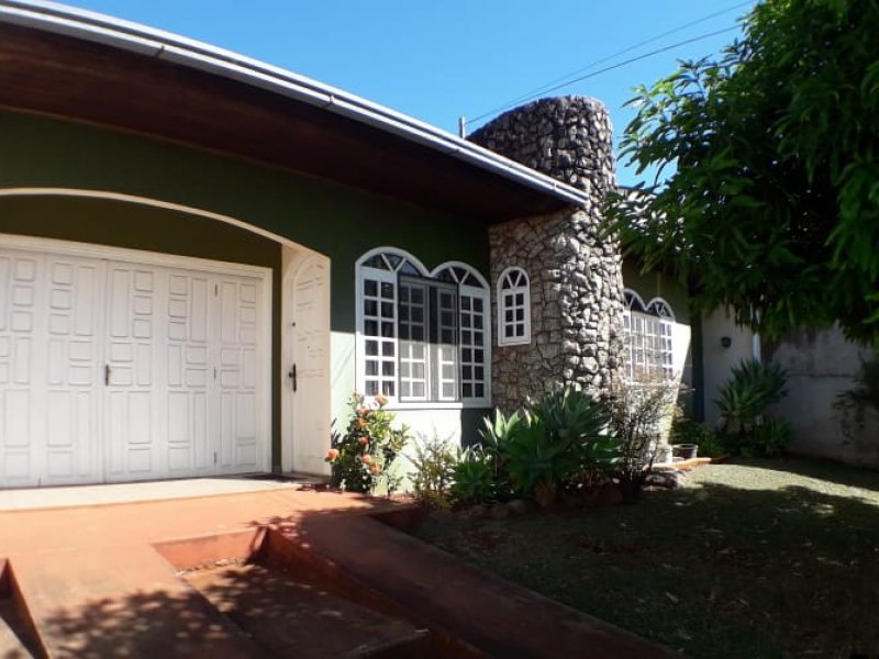 Casa à venda Coqueiral com 500m² e 5 quartos por R$ 2.800.000 - 1285806459-img-20210517-wa0014.jpg