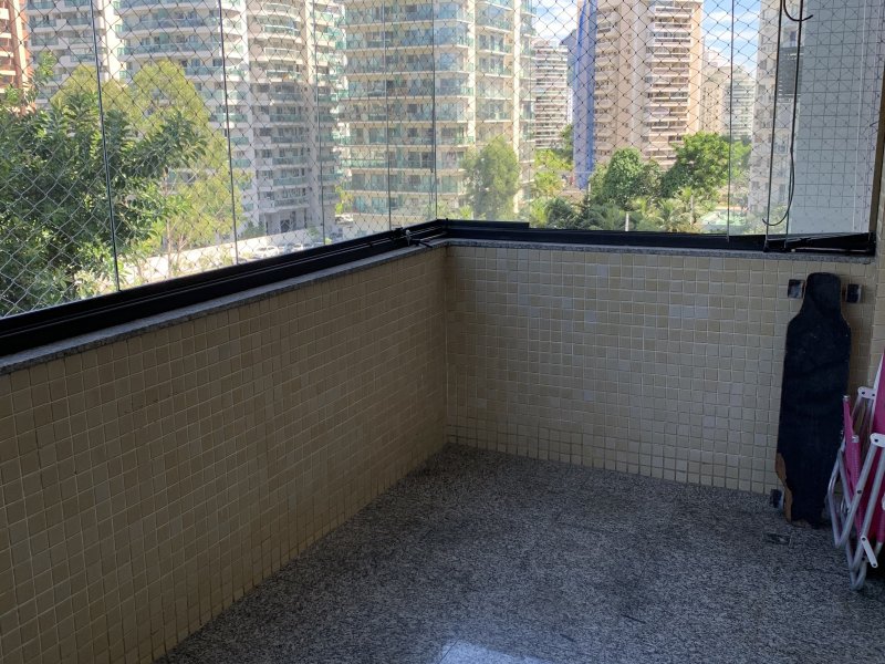 Apartamento à venda Barra da Tijuca com 128m² e 4 quartos por R$ 750.000 - 986272097-6ea0ee13-19fe-4b1b-a11b-c461247aeda6.jpeg