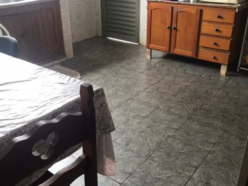 Casa à venda Centro com 68m² e 3 quartos por R$ 300.000 - 1094144431-4de74510-95b2-487e-b2f0-70c004ed8eff.jpg