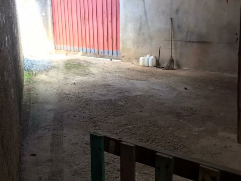 Casa à venda Centro com 68m² e 3 quartos por R$ 300.000 - 2038517259-61f13e01-e7dc-4d65-925e-b6e2f8e986ff.jpg
