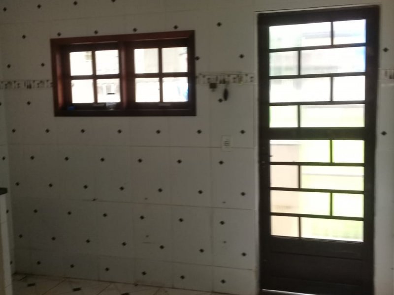 Casa de condomínio à venda Papucaia com 300m² e 2 quartos por R$ 150.000 - 358739854-fotos-papu-24.jpeg