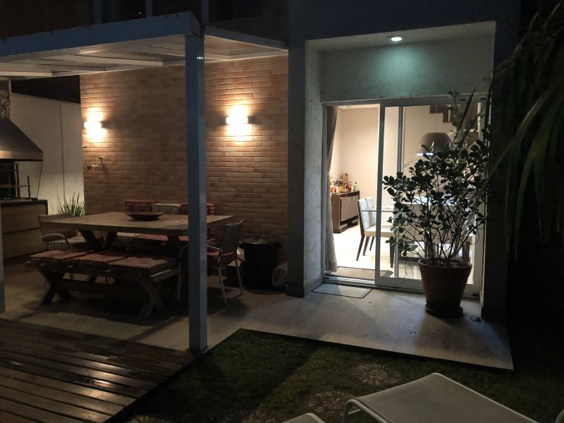 imóvel com 200m² - Moinho Velho - Cotia
