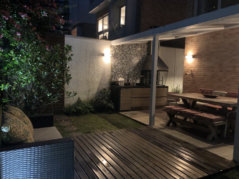 imóvel com 200m² - Moinho Velho - Cotia