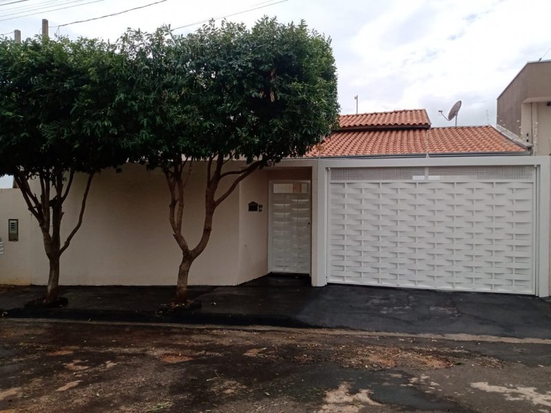 Casa à venda Centro com 70m² e 2 quartos por R$ 200.000 - 1170164066-15b931c9-e524-4001-8e94-5a7b4a78003b.jpeg