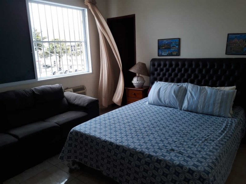 Apartamento à venda Ponta da Praia com 123m² e 3 quartos por R$ 620.000 - 1777237780-suite1.jpeg