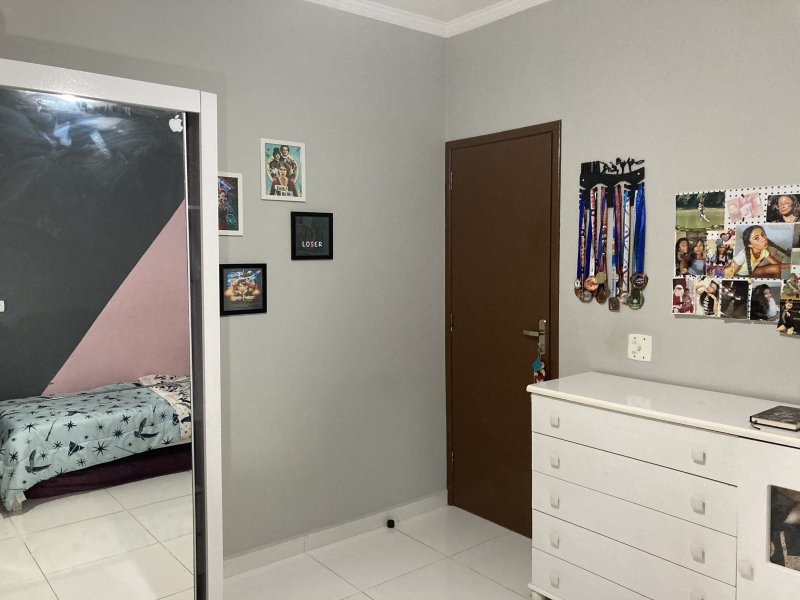 Casa à venda Jd laranjeiras com 250m² e 2 quartos por R$ 220.000 - 1236699353-2998ffb2-88f6-4917-aed6-bef49b9892c3.jpeg