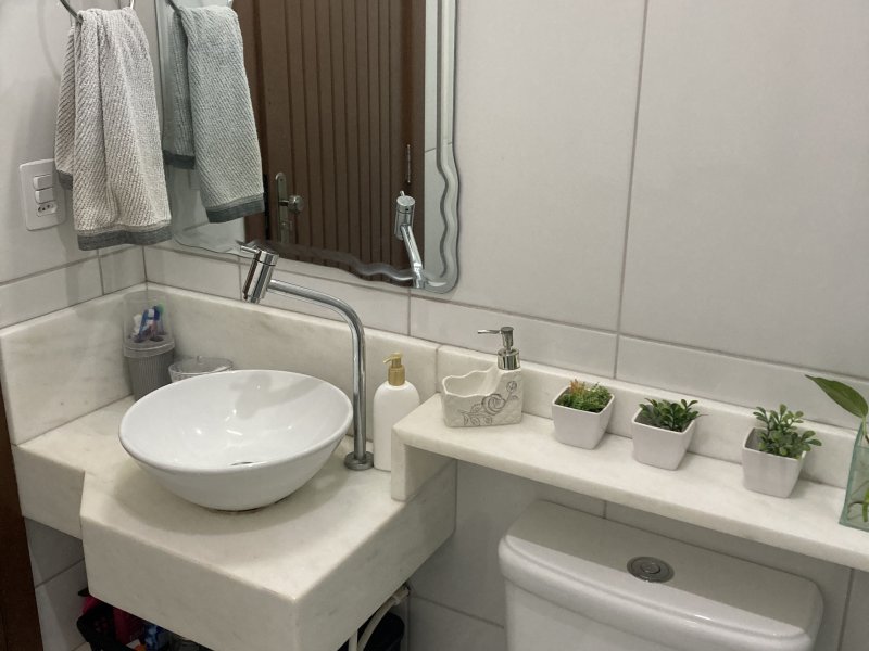 Casa à venda Jd laranjeiras com 250m² e 2 quartos por R$ 220.000 - 1291630518-40cf08b9-ef5e-4043-990c-6d1a5ce841d1.jpeg