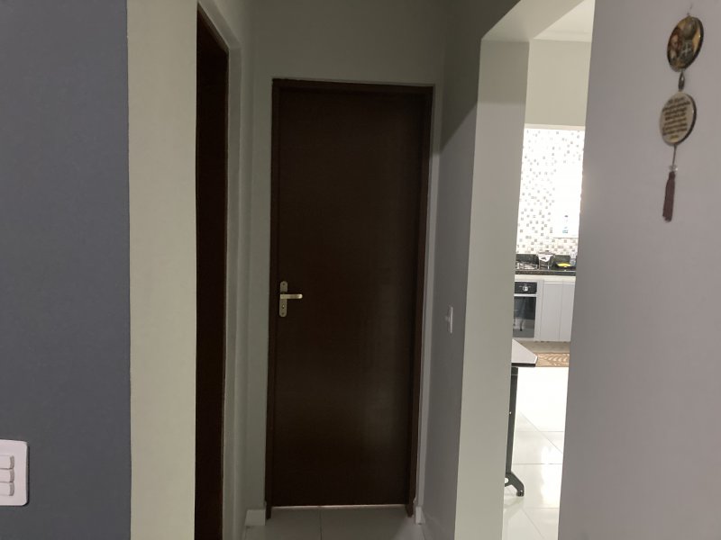 Casa à venda Jd laranjeiras com 250m² e 2 quartos por R$ 220.000 - 174243031-b442edc2-682e-4b45-b338-7c036acd86c0.jpeg