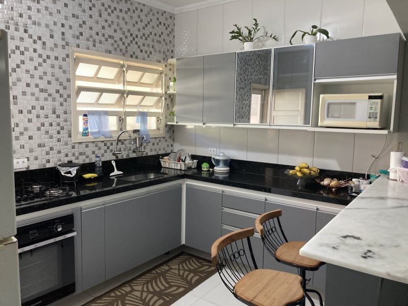 Casa à venda Jd laranjeiras com 250m² e 2 quartos por R$ 220.000 - 491380155-80643a4b-4a3a-44cc-bf57-1a1c54623553.jpeg