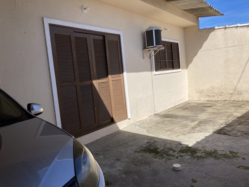 Casa à venda Jd laranjeiras com 250m² e 2 quartos por R$ 220.000 - 503650795-032d660c-80ea-4512-8e16-4f598d803087.jpeg