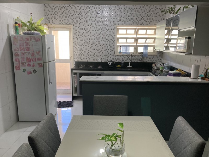 Casa à venda Jd laranjeiras com 250m² e 2 quartos por R$ 220.000 - 558882718-e41749de-031c-4a06-9b3d-24d1bfb140e3.jpeg