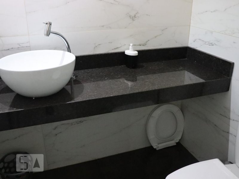 Casa de condomínio à venda Taquara com 160m² e 4 quartos por R$ 795.000 - 869469720-wc.jpg