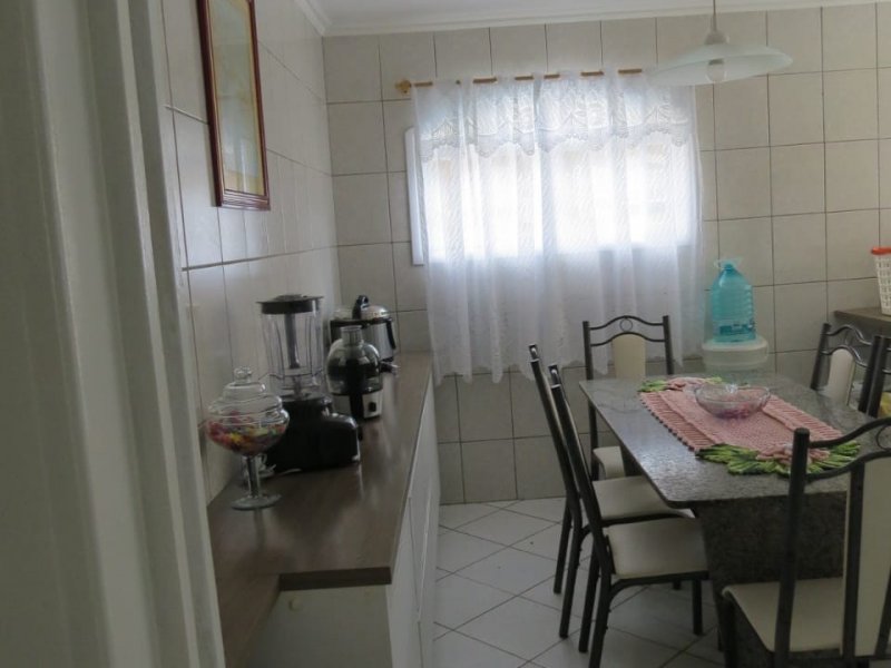 Apartamento à venda Colônia Rio Grande com 640m² e 8 quartos por R$ 800.000 - 1006669327-9de8202d-c397-452d-89ef-41c29c069d87.jpeg