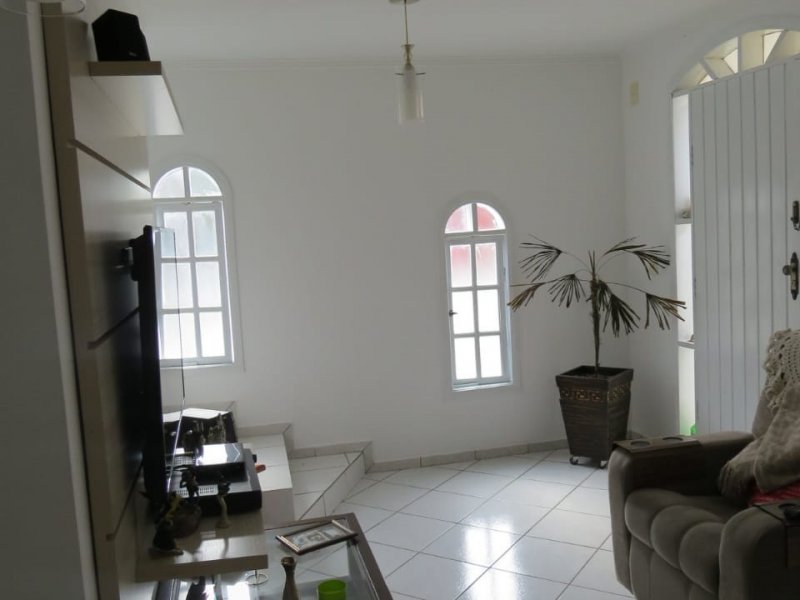 Apartamento à venda Colônia Rio Grande com 640m² e 8 quartos por R$ 800.000 - 1981075501-02ed1fba-0452-418d-8c4f-af28bde383be.jpeg