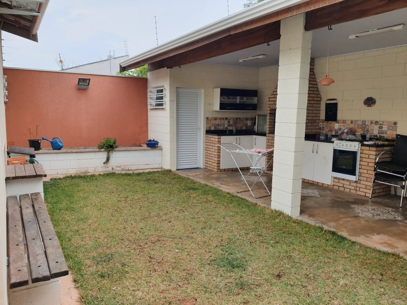 Casa à venda Jardim Cacula com 232m² e 3 quartos por R$ 819.000 - 172172299-20201113-165302.jpg