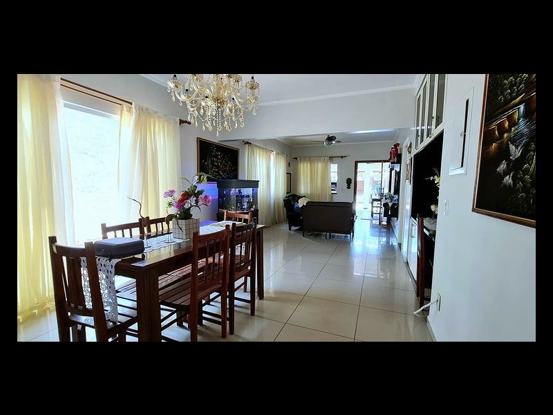 Casa à venda Vila Vilas Boas com 673m² e 5 quartos por R$ 800.000 - 334453097-2653366c-7943-424b-8458-3dfee1da1e3b.jpeg