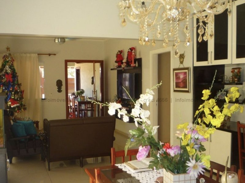 Casa à venda Vila Vilas Boas com 673m² e 5 quartos por R$ 800.000 - 786013831-a6e5c4c1-4e1e-4cb8-a24b-26e0c9c6ab4e.jpeg