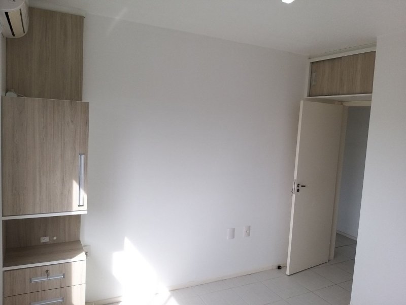 imóvel com 58m² - Ponta de Baixo - São José