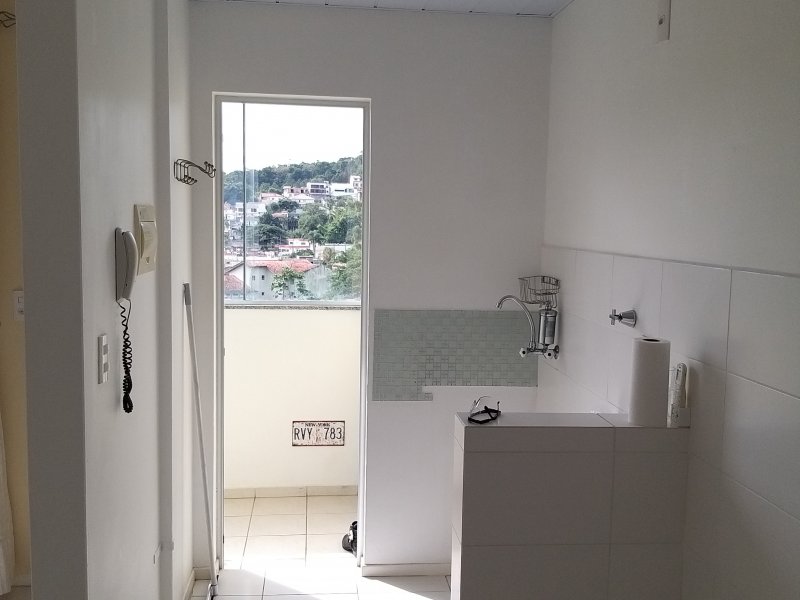 imóvel com 58m² - Ponta de Baixo - São José
