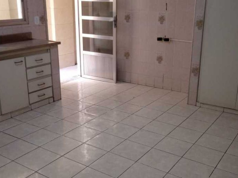 Casa à venda Jardim Nordeste com 266m² e 4 quartos por R$ 420.000 - 1826830348-foto-cozinha-casa-1.jpg