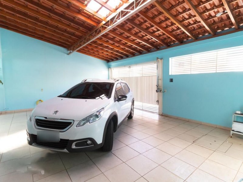 Casa à venda Jardim Belém com 220m² e 4 quartos por R$ 650.000 - 1338228782-garagem4.jpg
