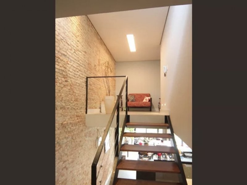 Casa à venda Jardim das Laranjeiras com 240m² e 3 quartos por R$ 1.500.000 - 2050913039-5572f3c5-556e-472a-97c3-83d88d01d56e.jpeg