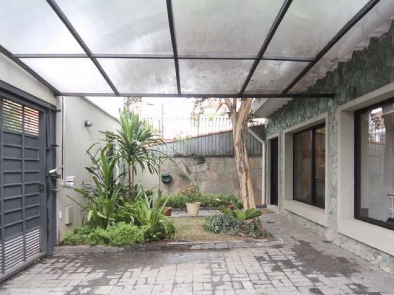 Casa à venda Jardim das Laranjeiras com 240m² e 3 quartos por R$ 1.500.000 - 915769250-94072c9d-6cb2-4cb5-98a8-a4d360dae27d.jpeg