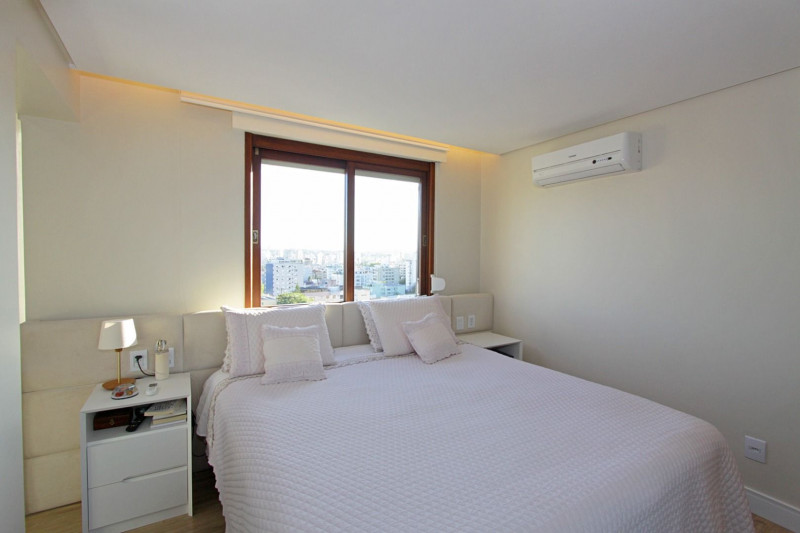 Cobertura à venda Rio Branco com 282m² e 3 quartos por R$ 1.990.000 - 1425292579-suite02.jpg