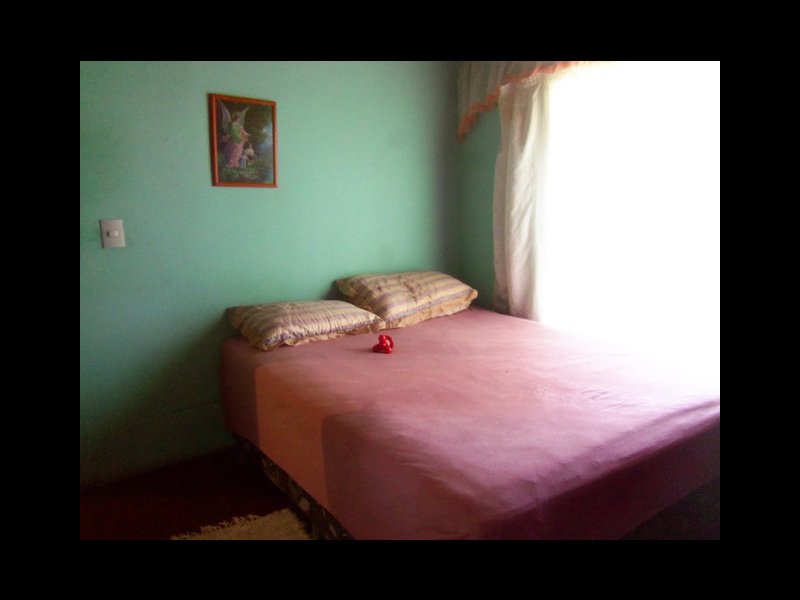 Comercial à venda Ganchinho com 160m² e 1 quarto por R$ 250.000 - 1426115322-quarto-frente.jpg