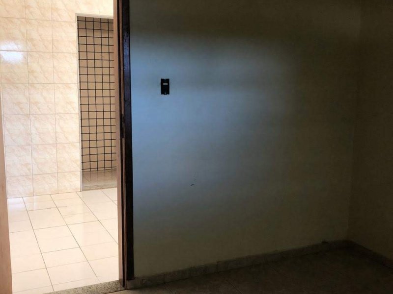 Casa à venda Santo Antônio com 290m² e 4 quartos por R$ 250.000 - 1915676969-127fe77e-d06d-4d6a-a5f0-b7a84991a319.jpg