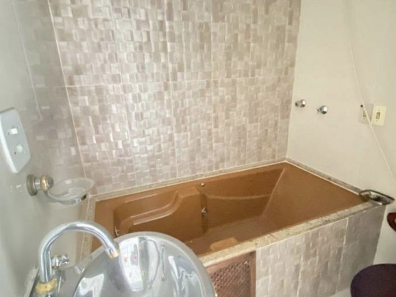 Apartamento à venda Icaraí com 75m² e 2 quartos por R$ 580 - 1111627161-527441ba-c658-42b6-9e23-a4dd176743de.jpeg