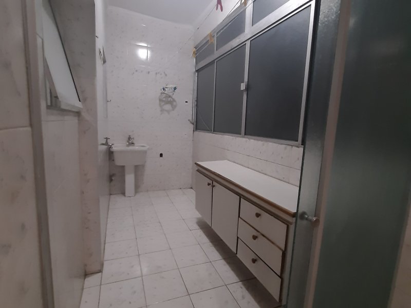 Apartamento à venda Cambuci com 94m² e 2 quartos por R$ 480.000 - 1186332636-area-de-servico.jpg