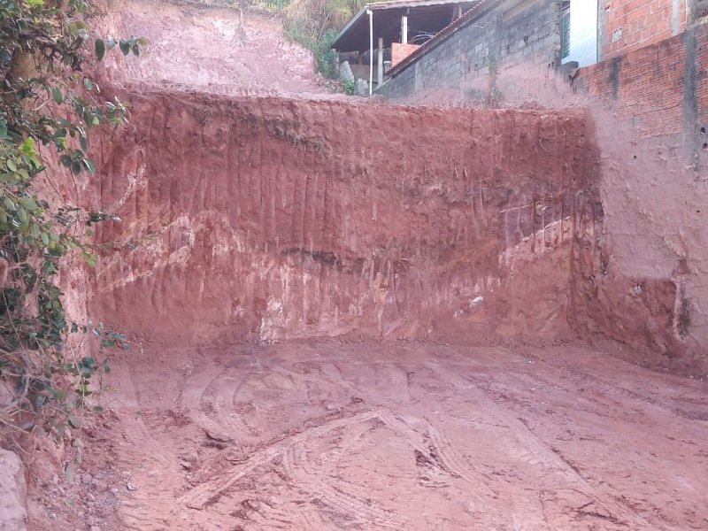 Terreno à venda Jardim Santa Lucia com 500m² e 1 quarto por R$ 170.000 - 1677627325-img-20210504-wa0029.jpg