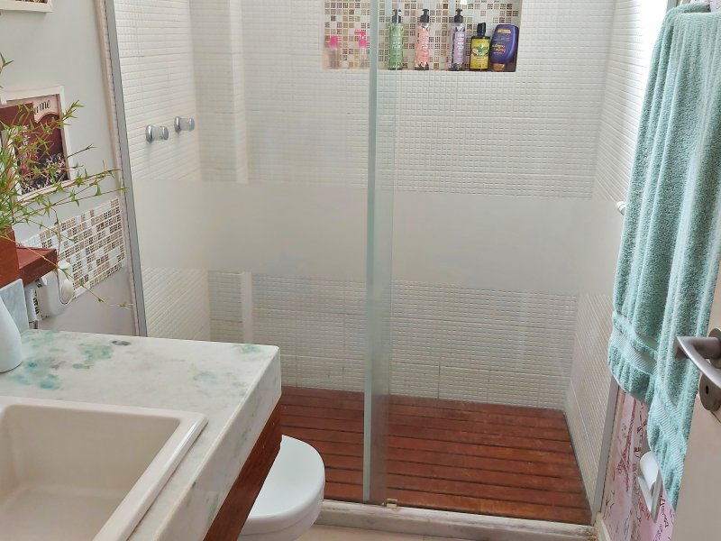 Apartamento à venda Flamengo com 52m² e 1 quarto por R$ 560.000 - 518072358-banho1.jpg