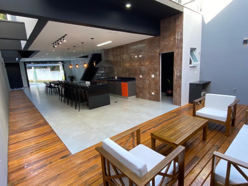 Casa de condomínio à venda Villa Verde com 250m² e 3 quartos por R$ 1.100.000 - 1946316739-whatsapp-image-2021-06-02-at-14.jpeg