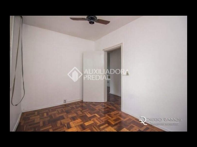 Apartamento à venda Menino Deus com 57m² e 2 quartos por R$ 220.000 - 167983225-received-210020737616838.jpeg