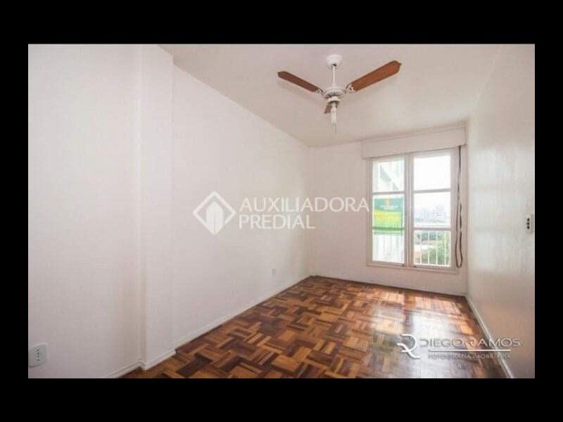 Apartamento à venda Menino Deus com 57m² e 2 quartos por R$ 220.000 - 779438144-received-315105090173781.jpeg