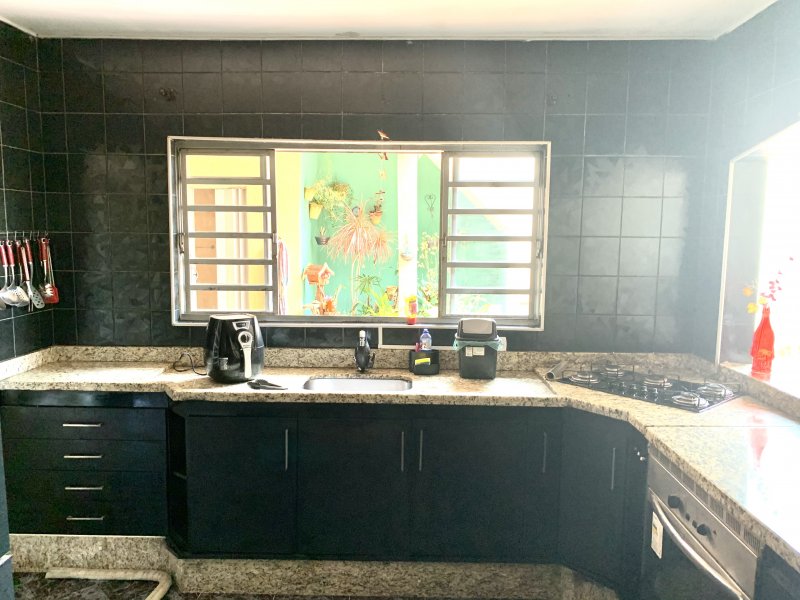 Casa à venda Vila Amorim com 300m² e 5 quartos por R$ 720.000 - 256972524-ea522019-af77-4b54-b61d-d5651f287b43.jpeg